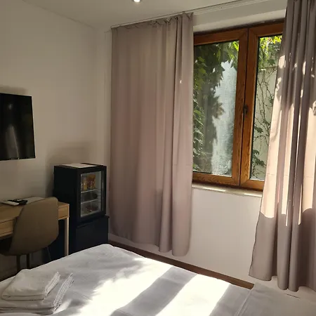 Fera ホテル ベオグラード